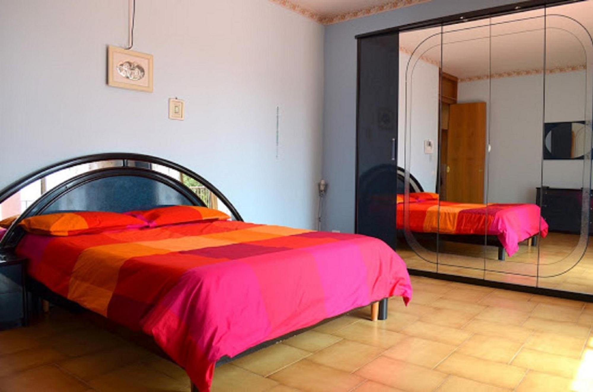 B&B Le Tre Rose Di Maria Pedara Buitenkant foto