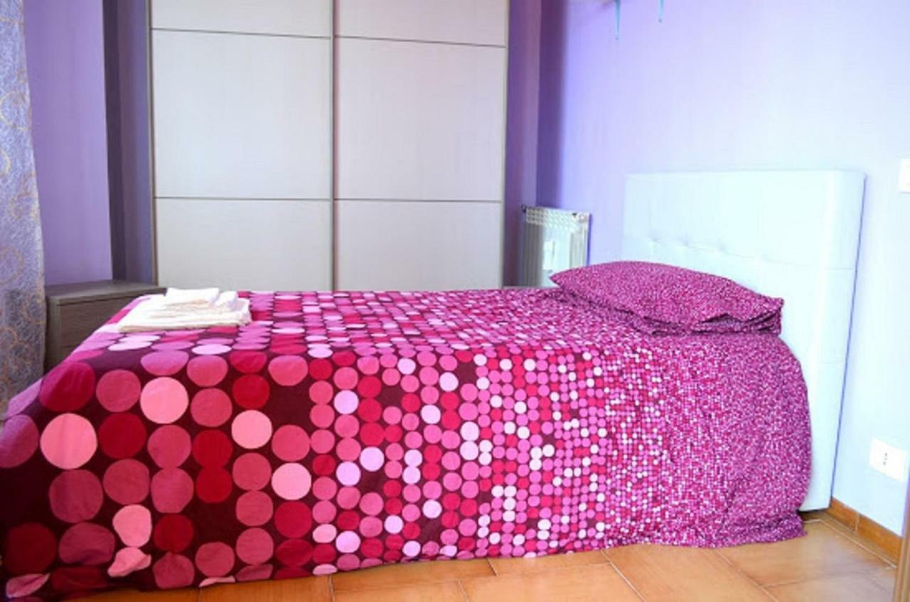 B&B Le Tre Rose Di Maria Pedara Buitenkant foto